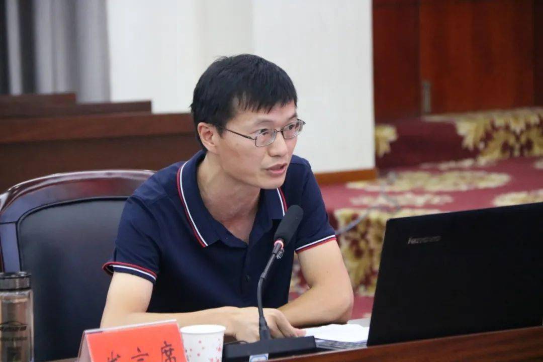 孔令誉同志就关于加强课题预研工作进行汇报彭石辉同志就关于加强政协