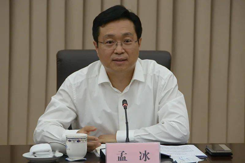 省委政法委副书记,省扫黑办副主任吴言军通报了9月