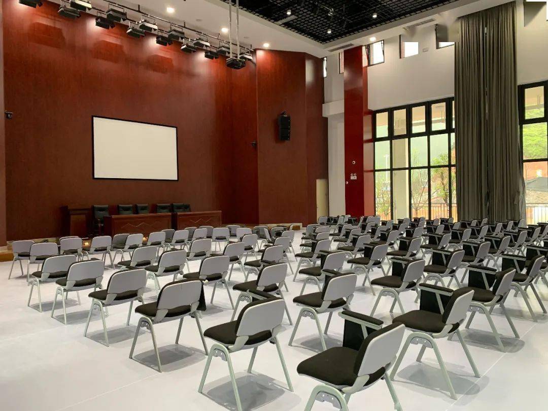 好气派泰顺县委党校新校区正式投用