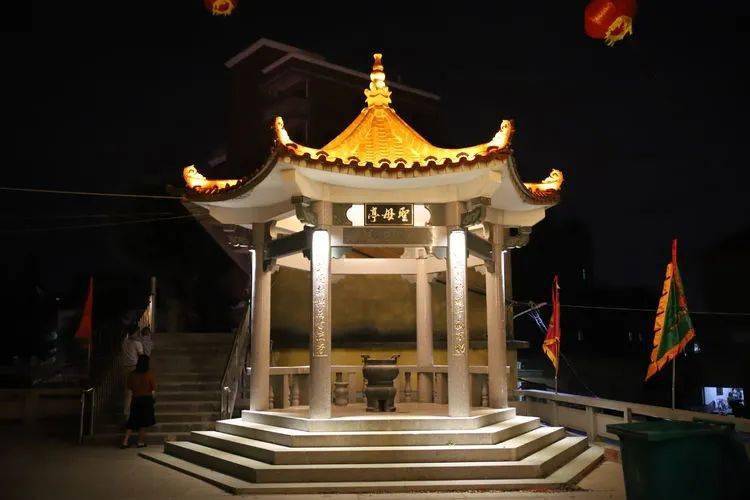 现场张坂镇下洋凤阳宫重修落成庆典活动