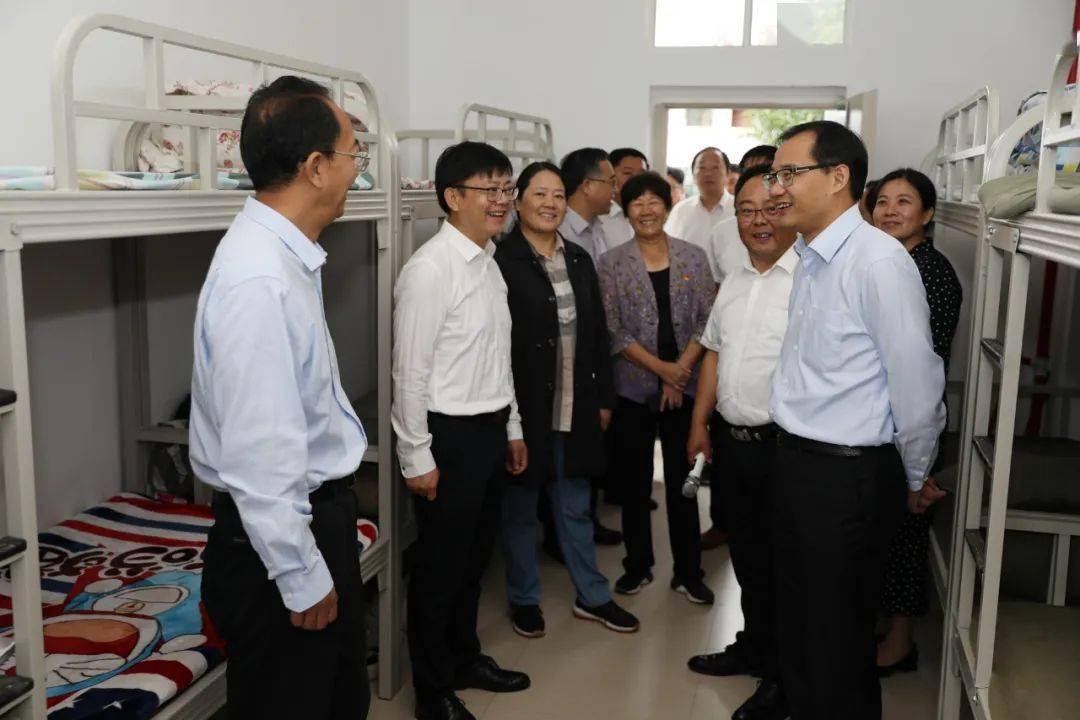 委书记尚东红,市委常委,市委秘书长赵子杰,市委常委,常务副市长杨文章