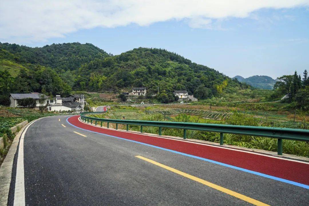 美北碚这条乡村公路通了