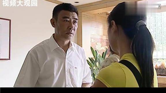 警中英雄:女子带着孩子来到局长家里,局长一问,女子:您的孙子