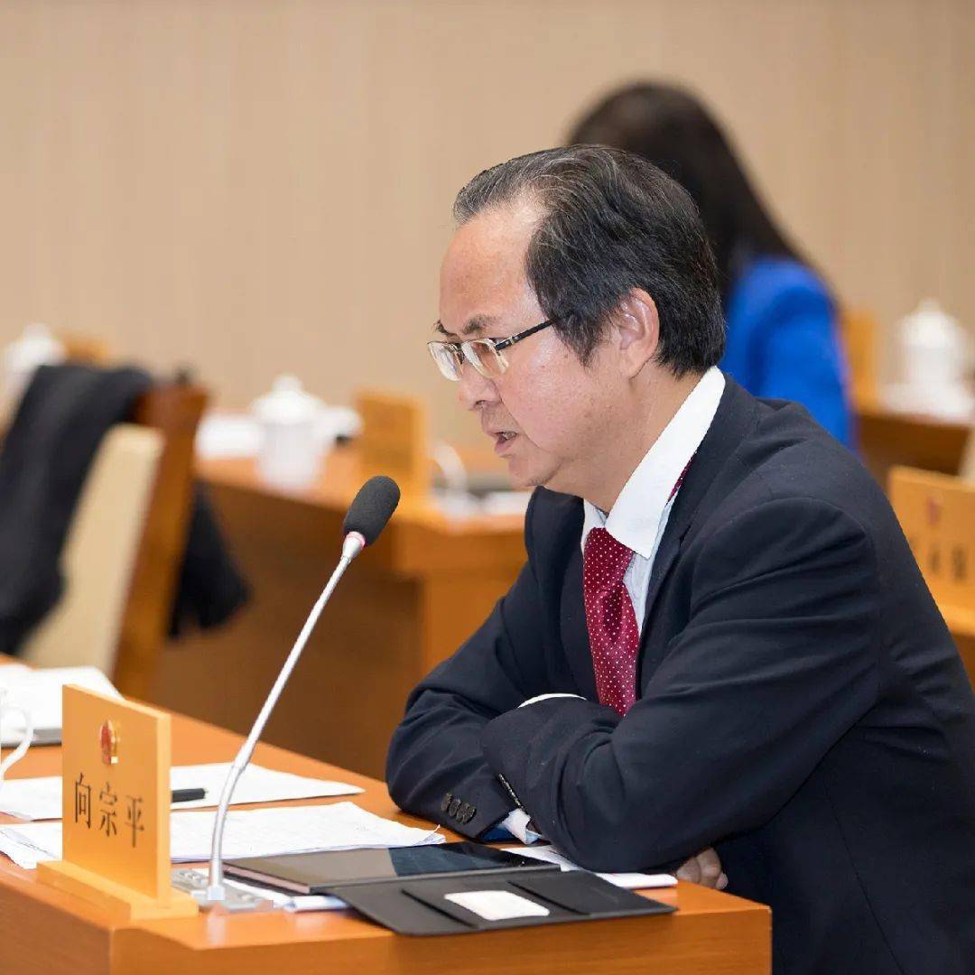 部分常委会委员,调研组成员发言文:袁治卫图:夏于洪审核:郑卜文编辑