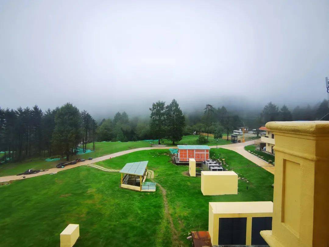 全球首家以森林为主题的豪生度假酒店坐落石棉