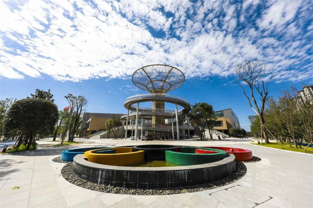 便民梁平体育馆游泳馆将于10月1日对市民开放馆内场景曝光