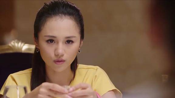 头号前妻小丹大闹老总家宴不料老总妈是狠人做法太解气