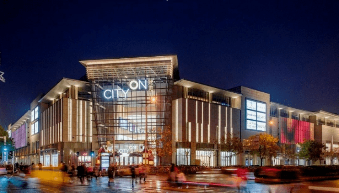 丹尼斯七天地的位置比宝龙城市广场好多了,丹尼斯也比宝龙靠谱多了