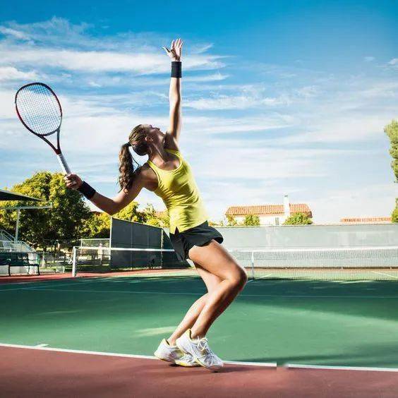 运动小课堂丨打网球有何益处?