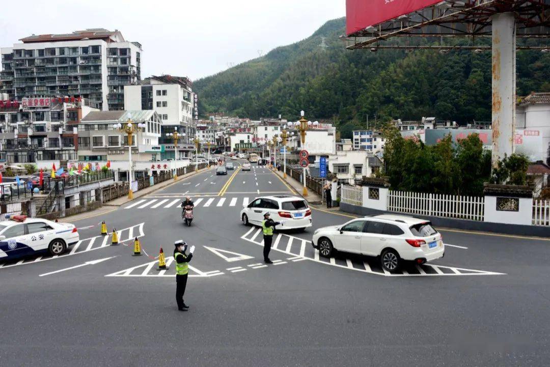 黃金週第三天黃山風景區客流平穩增長交通順暢