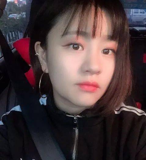 【女】1217:二十六岁.未婚.身高一六零