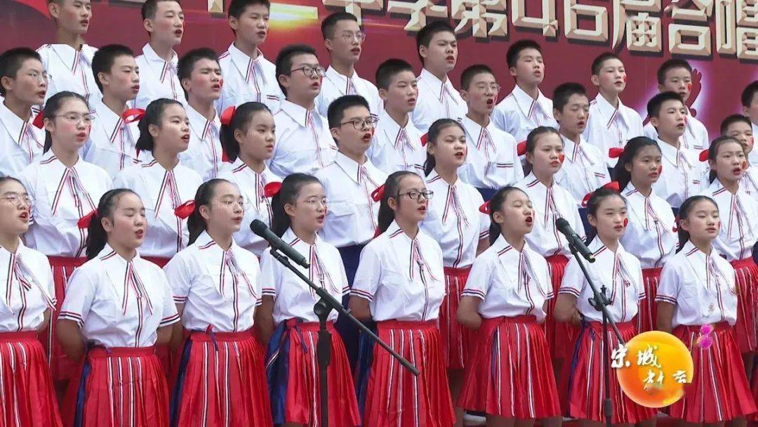 艺术节上,《歌唱祖国》,《保卫黄河》,《我们要做雷锋式的好少年》等