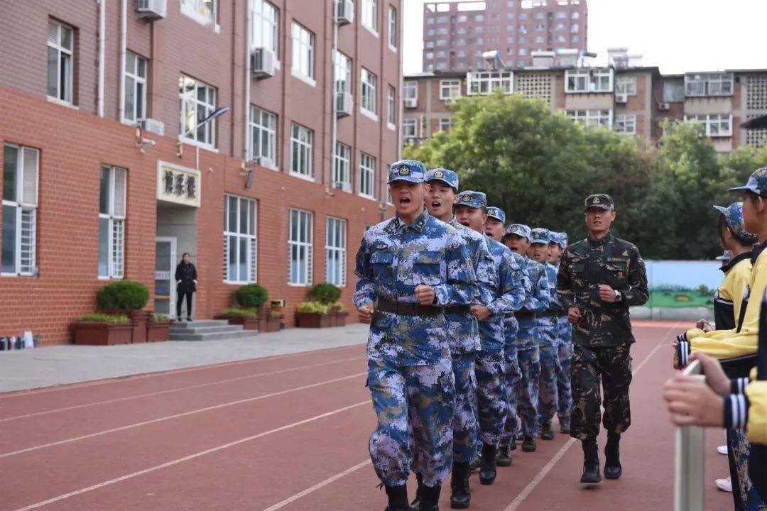 邢台市第八中学召开2020年军训动员大会