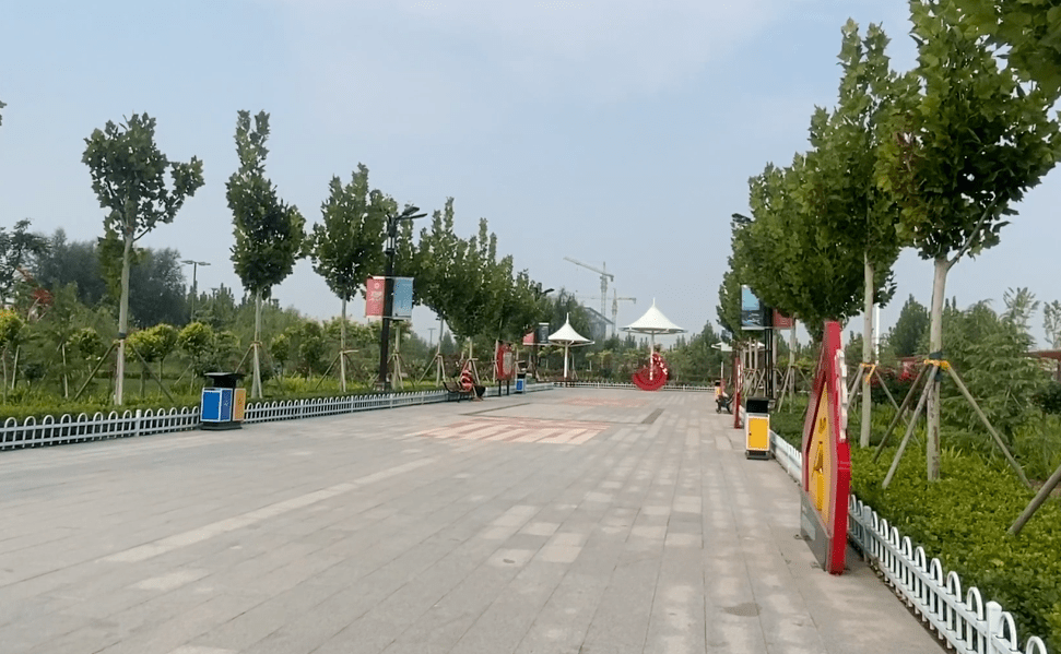 双节同庆不必远行亦有风景国庆假期来枣强县劳动公园打卡吧