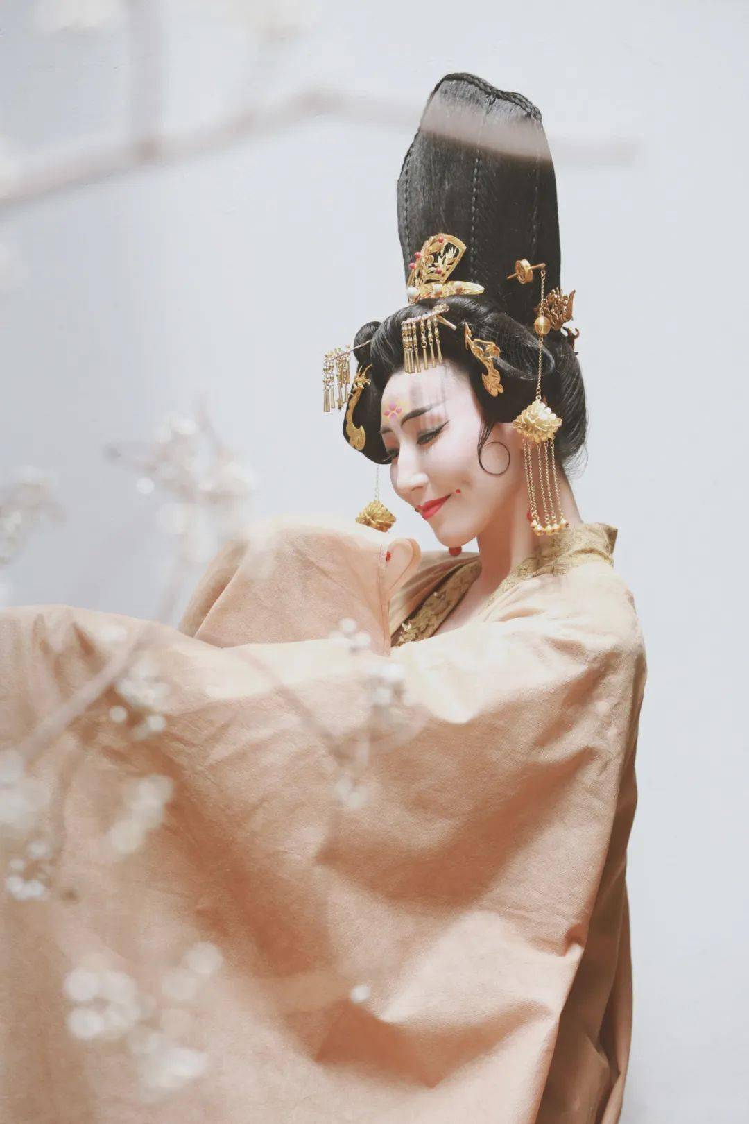 更新一组原版丽人行郝若琦的倾国倾城照