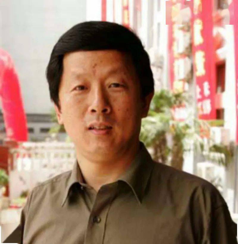 淡泊头条以案为鉴一高校教授被曝性骚扰女学生校方通报来啦