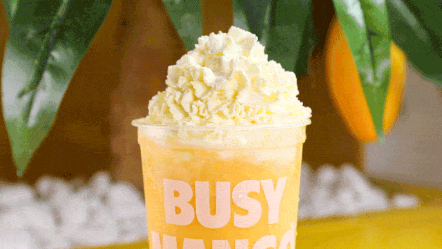 这店怎么这么黄啊