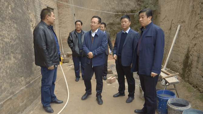 县委书记毛鸿博督查方山三岔脱贫攻坚冲刺扫尾工作完成情况