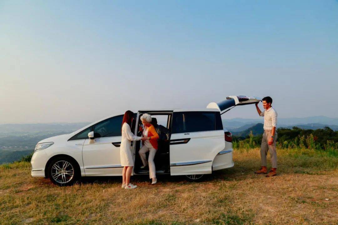 媒体视角mpv打开阖家出游的一种新方式