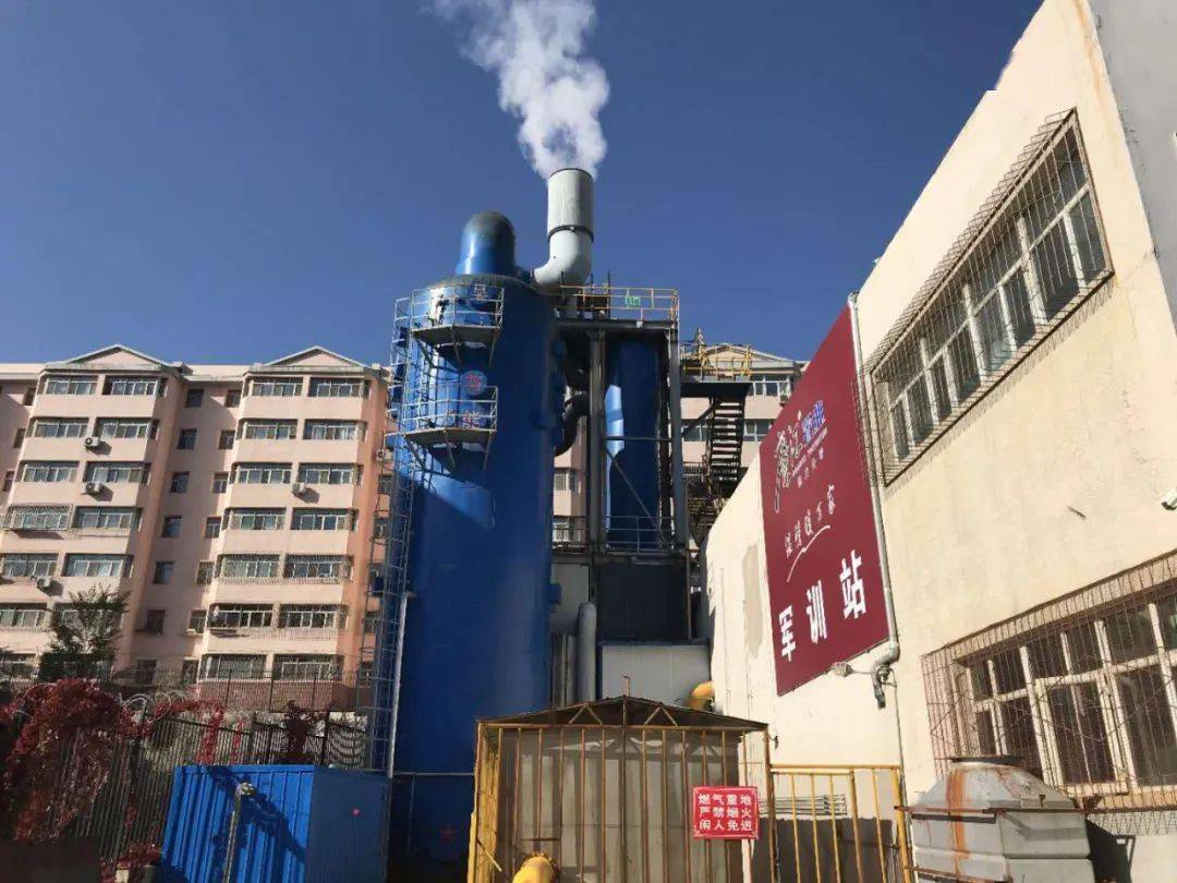 够暖心丨广汇热力公司率先开阀点炉为居民提前供暖