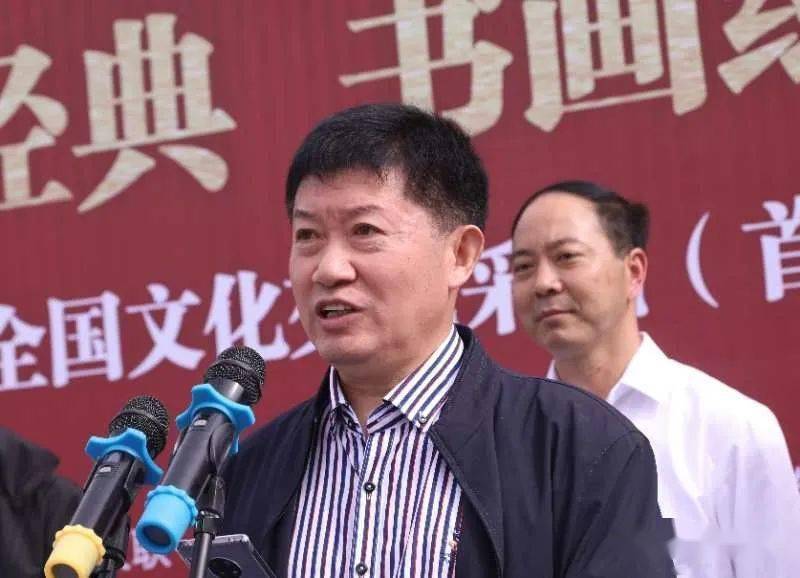 安徽古塬书画院:翰墨飘香庆双节 追寻红色足迹情