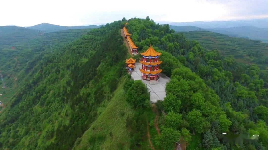 岷县红色旅游红火双节市场旺盛