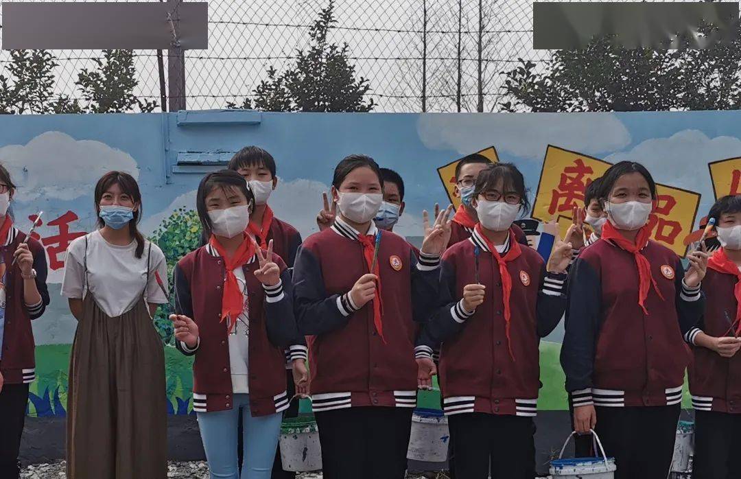 排查学生的重点地区居住,途径,旅史等情况成为了学校工作的重中之重