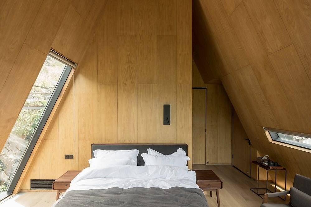 三角屋野墅酒店 莱茵阳光科技美宅设计