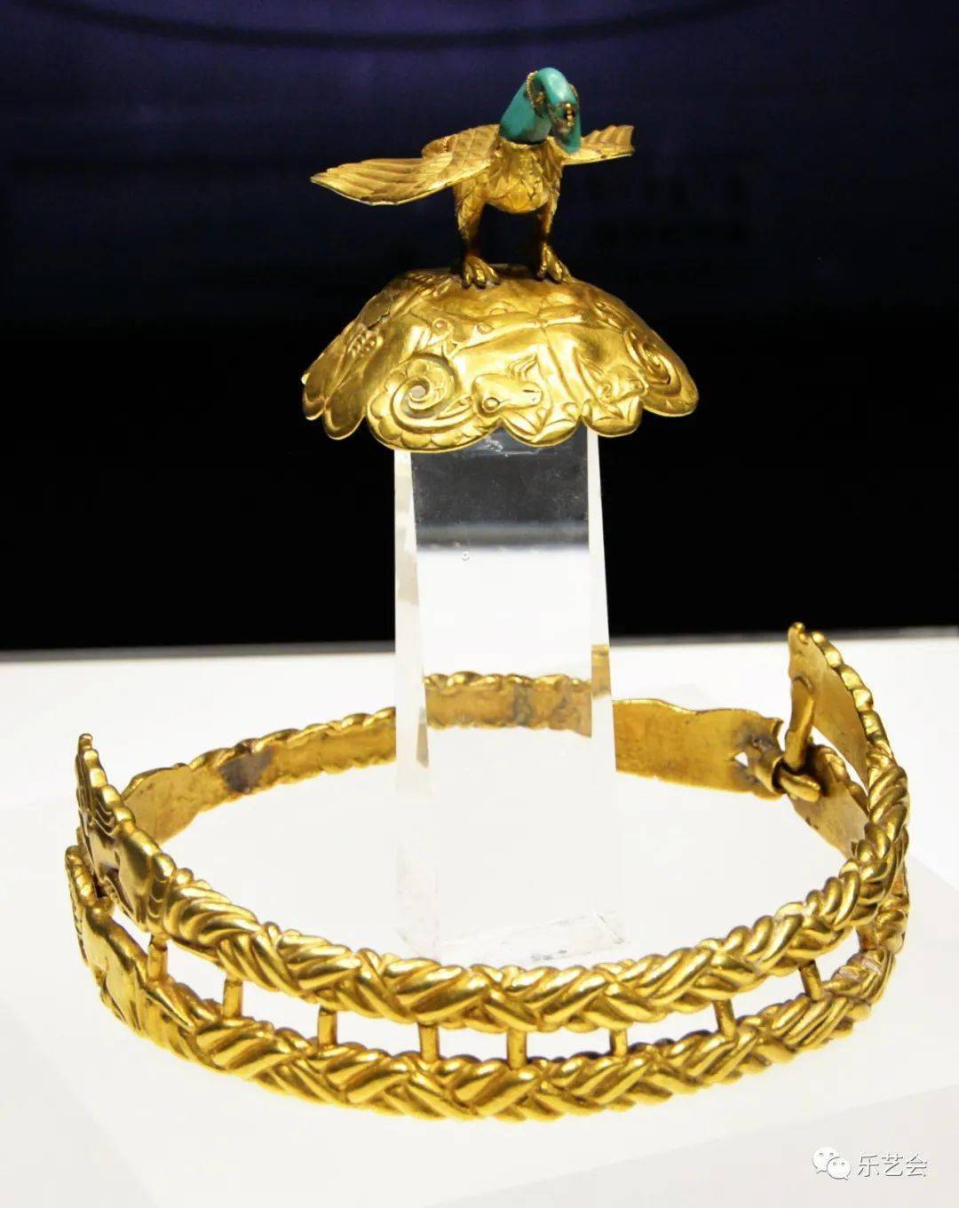 匈奴鹰顶金冠与其他:孟和套格套分享阿鲁柴登匈奴黄金文物上篇