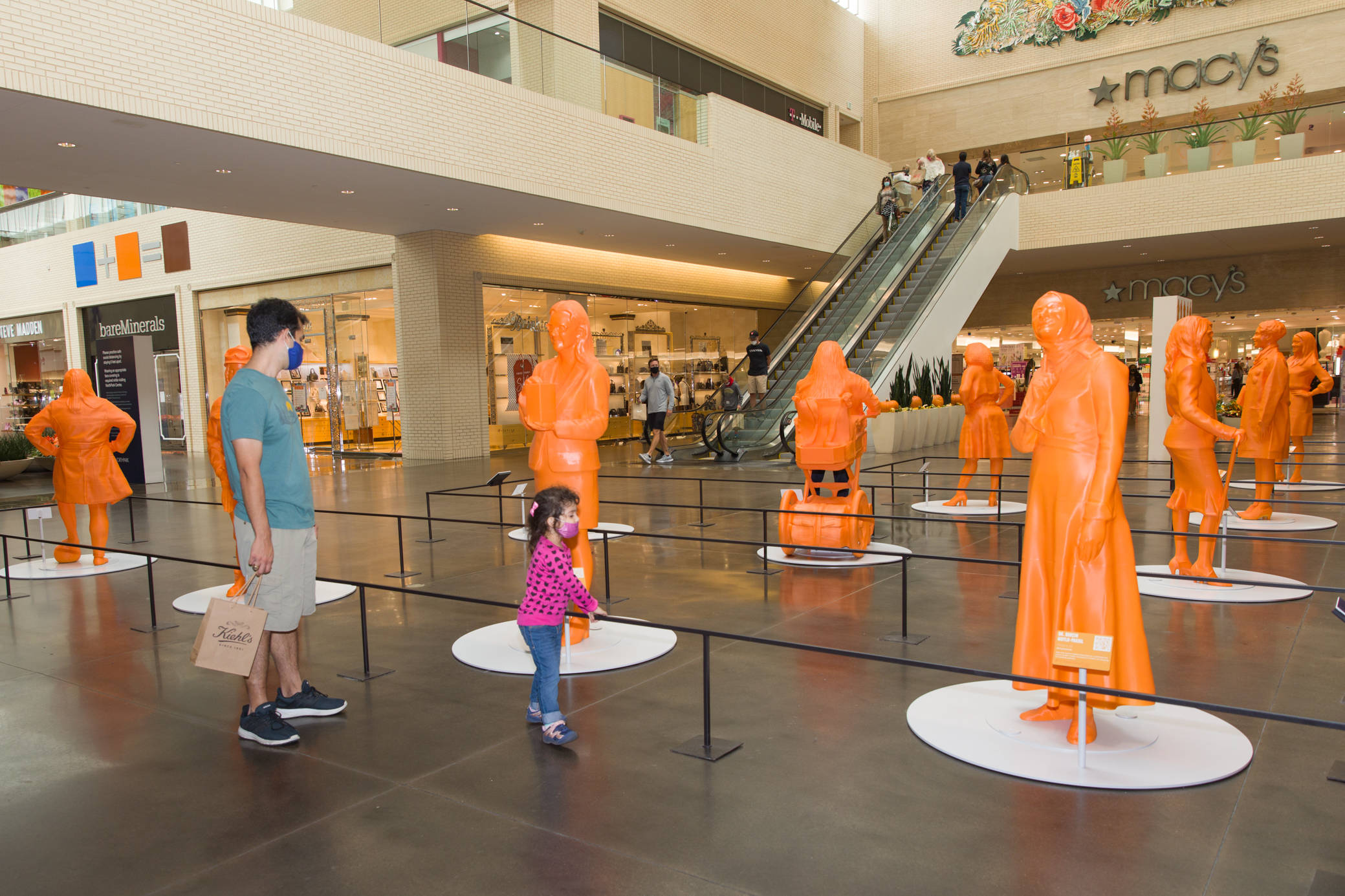 美国达拉斯展出3d打印的女性科学家雕像