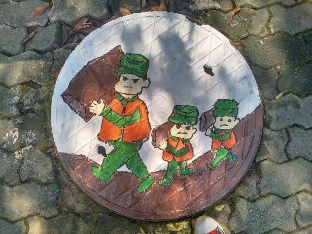 数统学院:"井"上添"画",创意涂鸦让校园焕然一新!