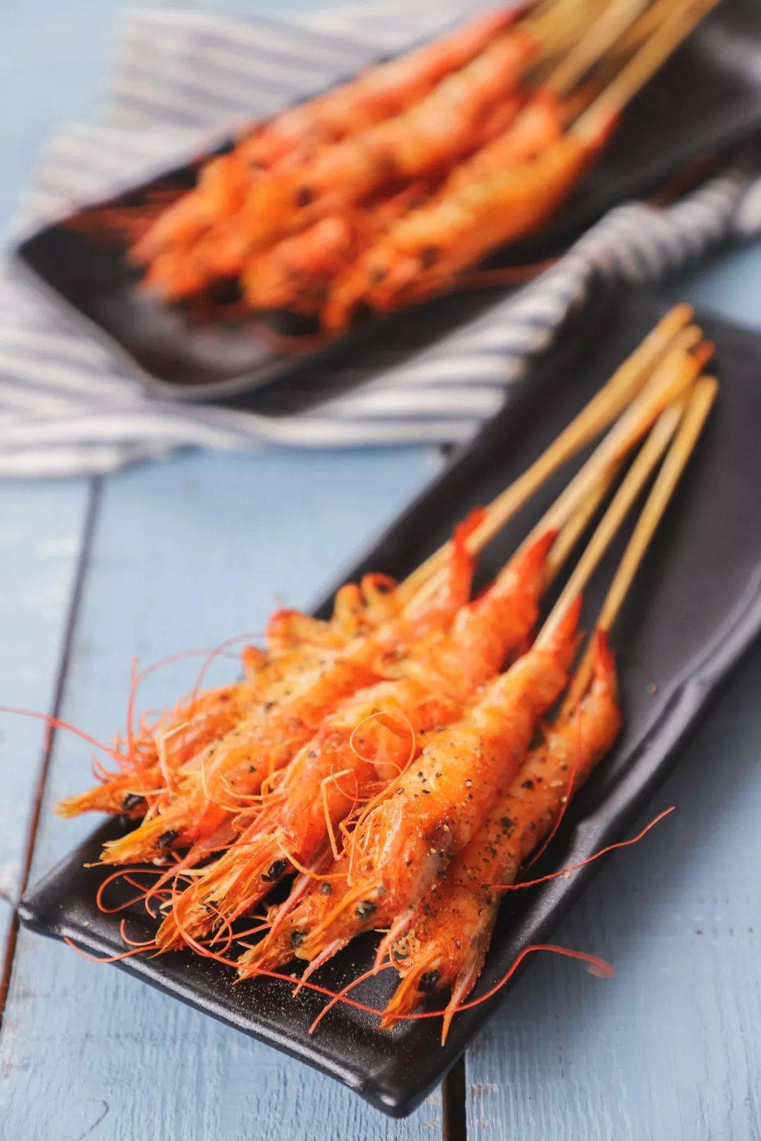 酥到连壳一起吃的椒盐烤虾,分分钟秒杀烧烤摊~_明虾