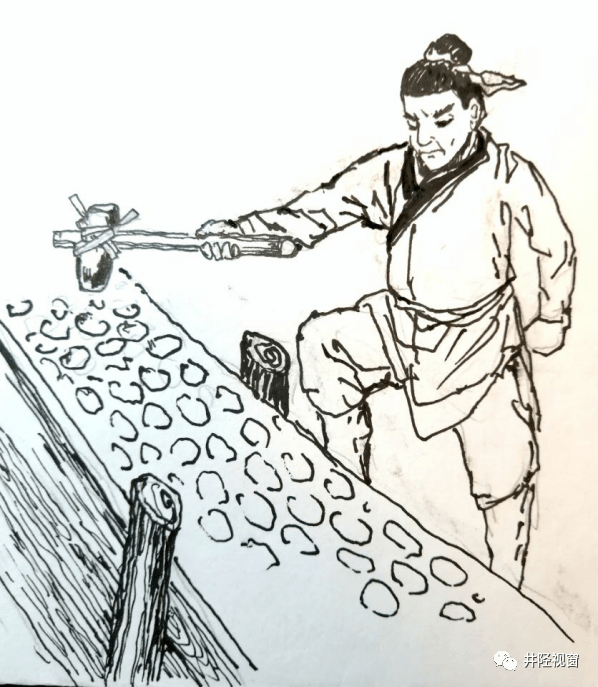 夯土筑墙夯锤使用示意图 古代夯土城墙的夯窝(网络图片)五陉城旧址