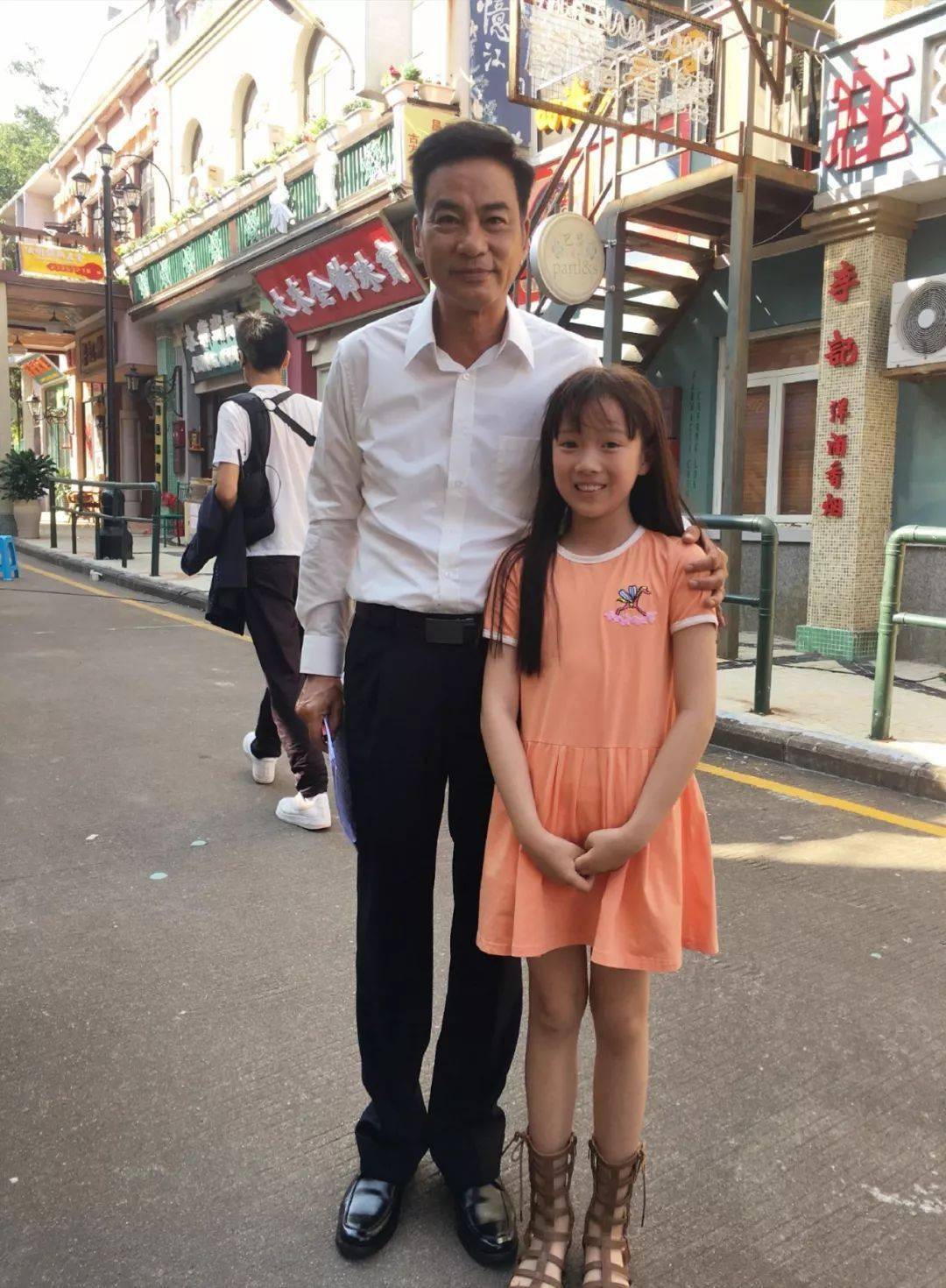 黄旭华的深潜》电视剧《八零九零》与白敬亭合作电视剧《八零九零》与