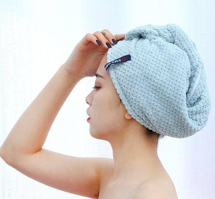 赶紧扔掉吹风机用它擦头发干得快比普通干发帽好用10倍3分钟干发不伤