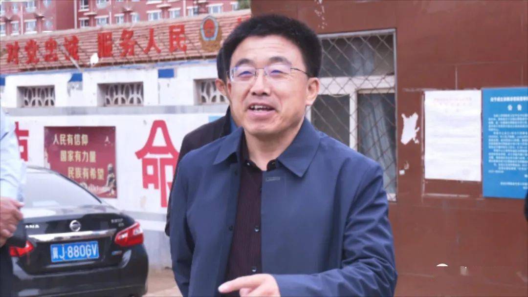 沧县领导赵胜勇张国强督导调研沧县近市四乡镇及高铁西站文明城市创建