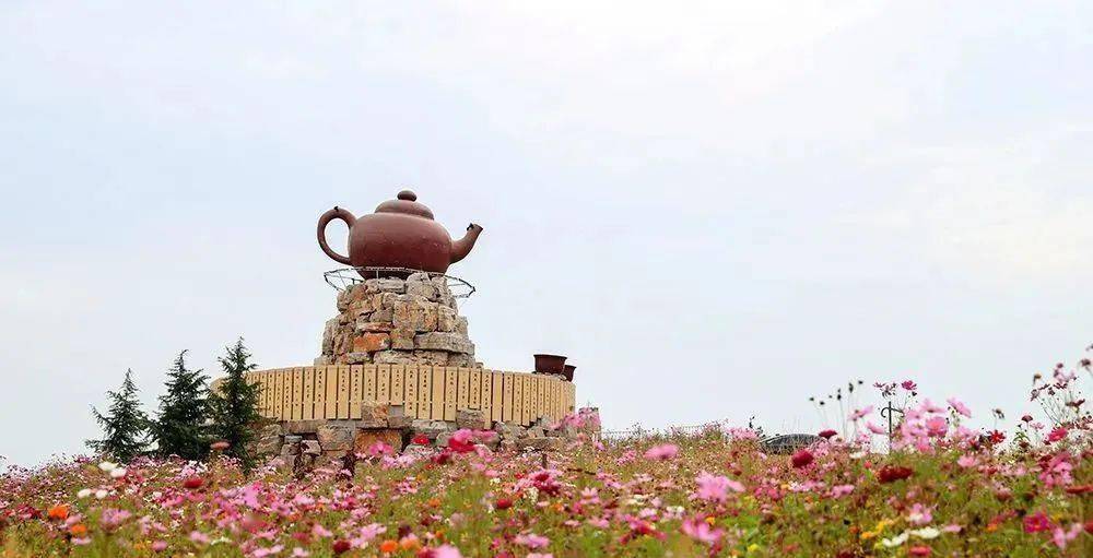 山青水秀白墙黛瓦茶香 秋天请到海青来_海青镇