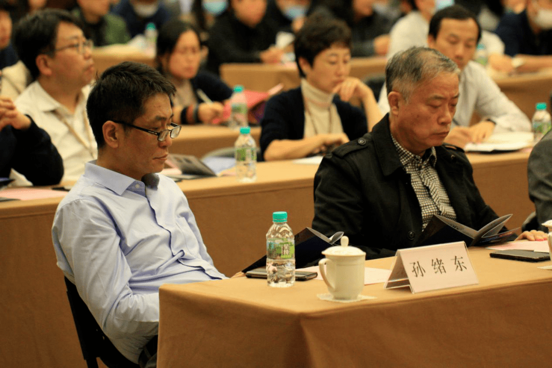 上海市装配式专家孙绪东副院长自律联盟副秘书长周雄拓展阅读:上海市