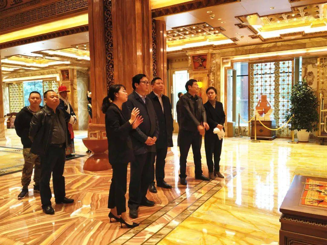 聚焦|四川省民宗委主任罗振华一行到抚琴街道西北街社区调研指导民族