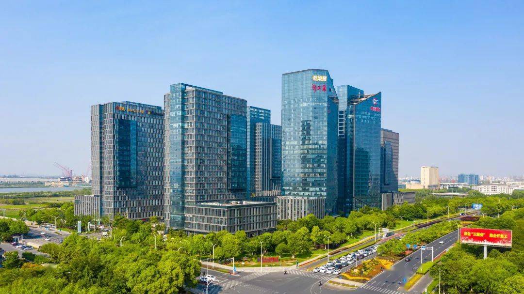 尊敬的各位车主朋友:为做好ebd总部自由港地下停车场管理服务工作