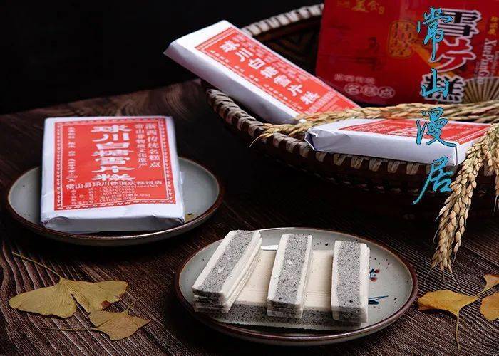 球川雪片糕11伴手礼简介:以石当纸,点石成画,章玉君创作的石头画赋予