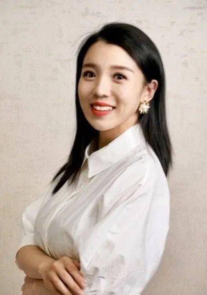 十佳主持人候选人做客交通直播间