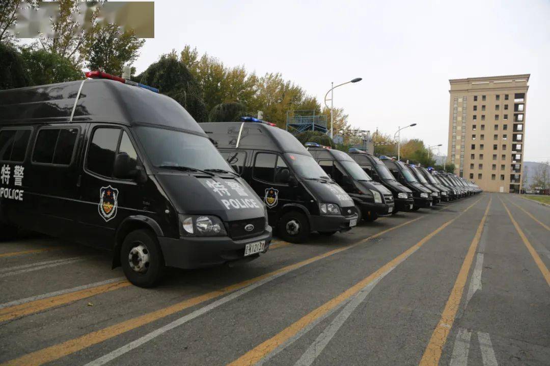 辽阳市公安局组织开展红蓝对抗合成演练