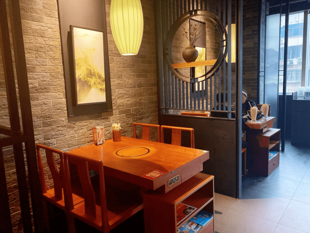 美味预警呷哺呷哺五周年五折狂欢让你的舌尖欲罢不能