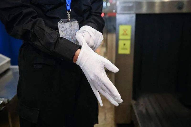 安检员,巡检员各100名,五险一金,男女不限!千万不要错过