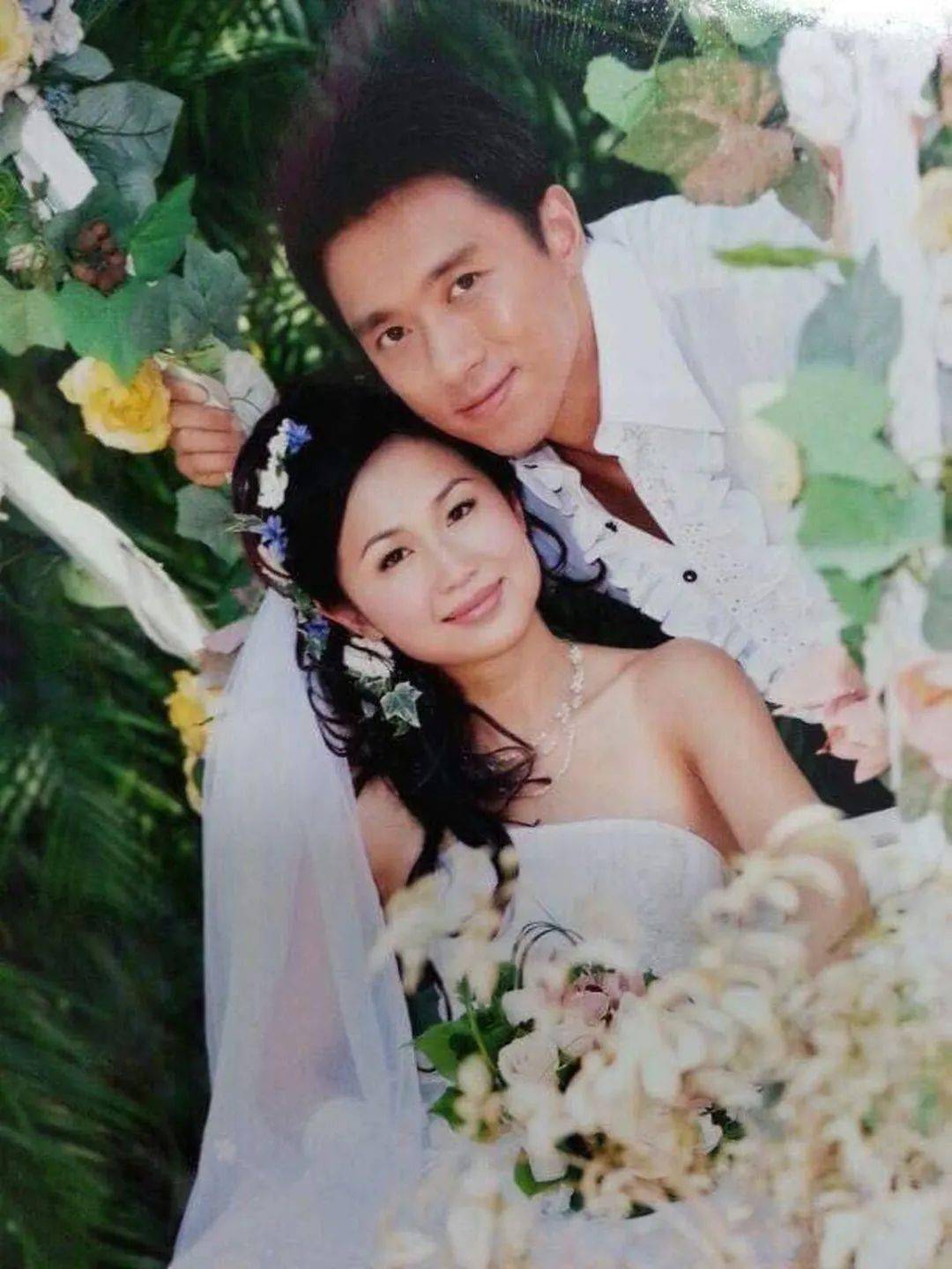 一路走好前tvb主播愛妻不敵癌症病魔離世結婚17年不離不棄