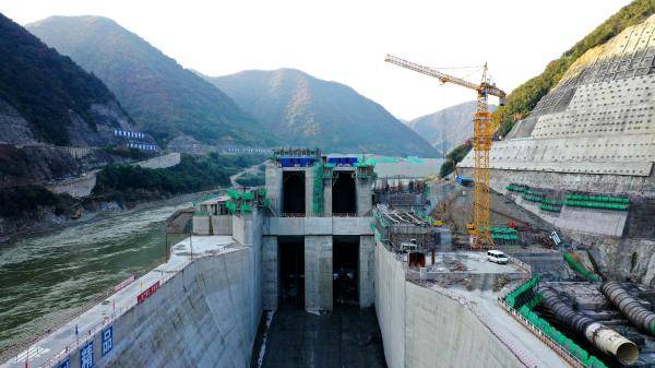 国家重大水利工程引汉济渭工程有序推进