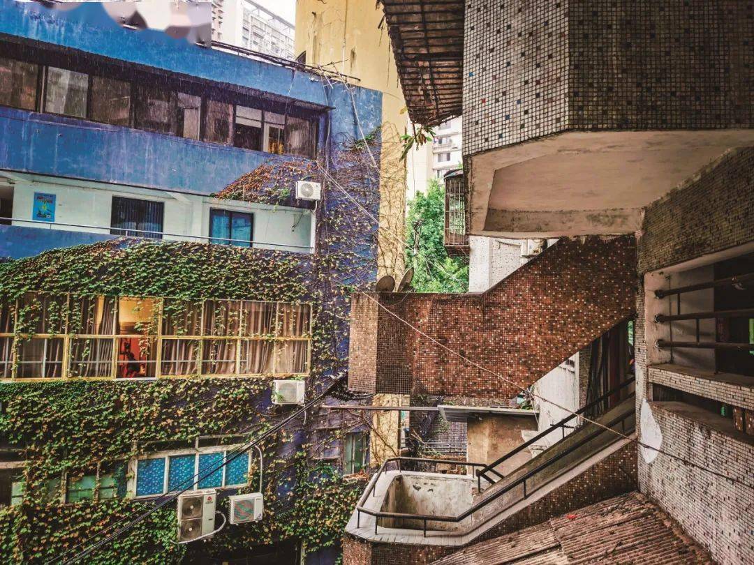 众多热门影视作品取景地…… 重庆的这栋居民楼藏了多少秘密?