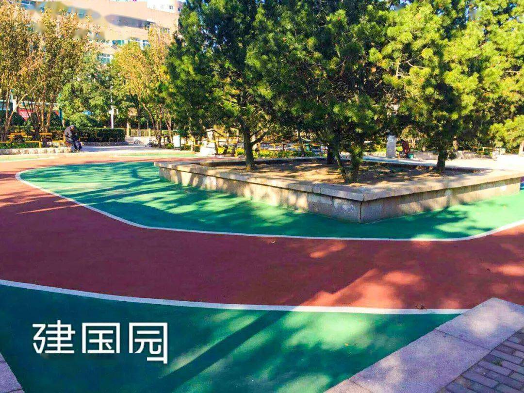 唐山市中心区25个公园广场新添塑胶跑道
