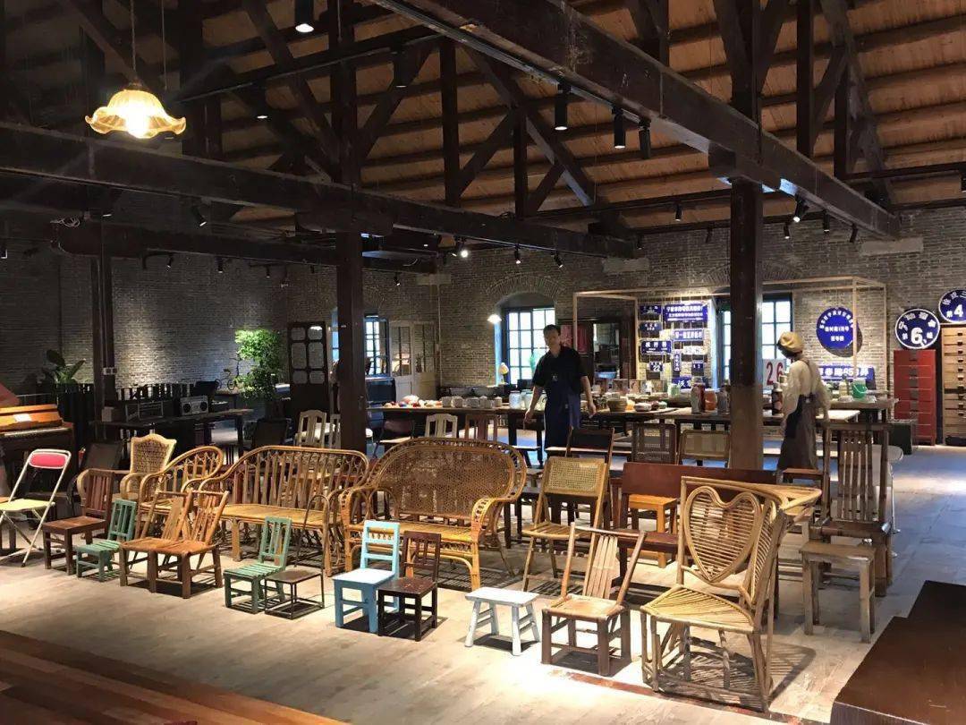 知道陈大树的宁波城市记忆馆,有一段时间了,这是一个收藏老宁波回忆的